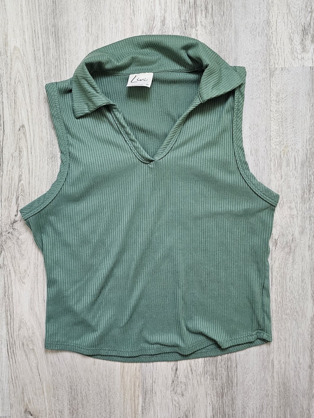 Livi Olivia Rae Ribbed Cropped Collar Top